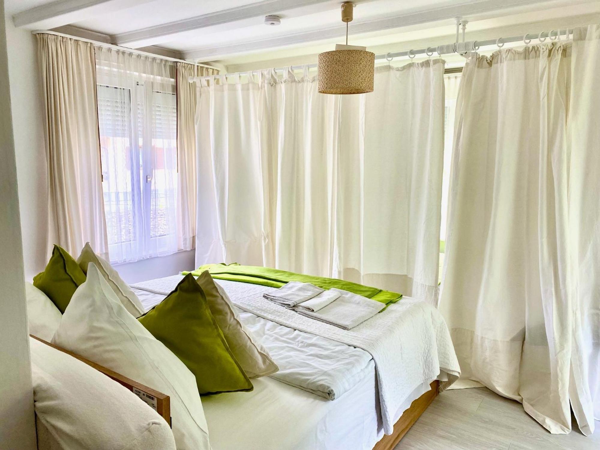Haus Marija M Otel Badenweiler Oda fotoğraf